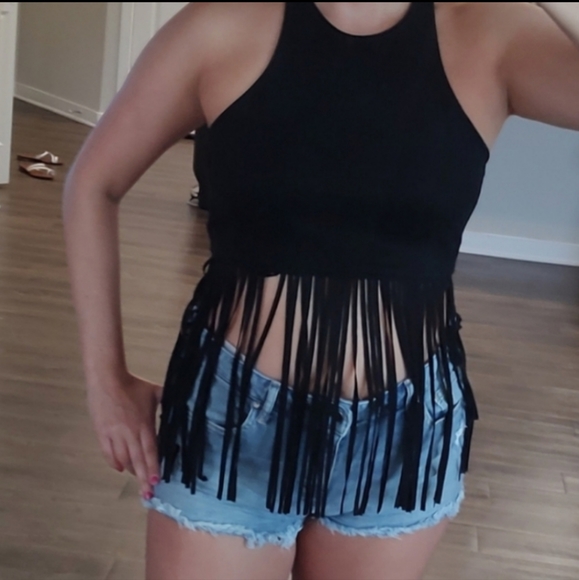 Fringed top - Picture 2 of 2